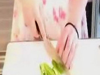 Japanese housewife's wild XXX threesome in Tokyo